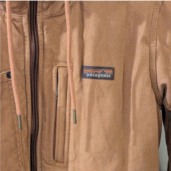 Patagonia Tan Bomber Jacket with Hood - Picture 2 of 7